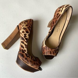 Kenneth Cole Size 7.5 Brown Tan Cheetah Pony Haired Peep Toe Stacked Block Heel